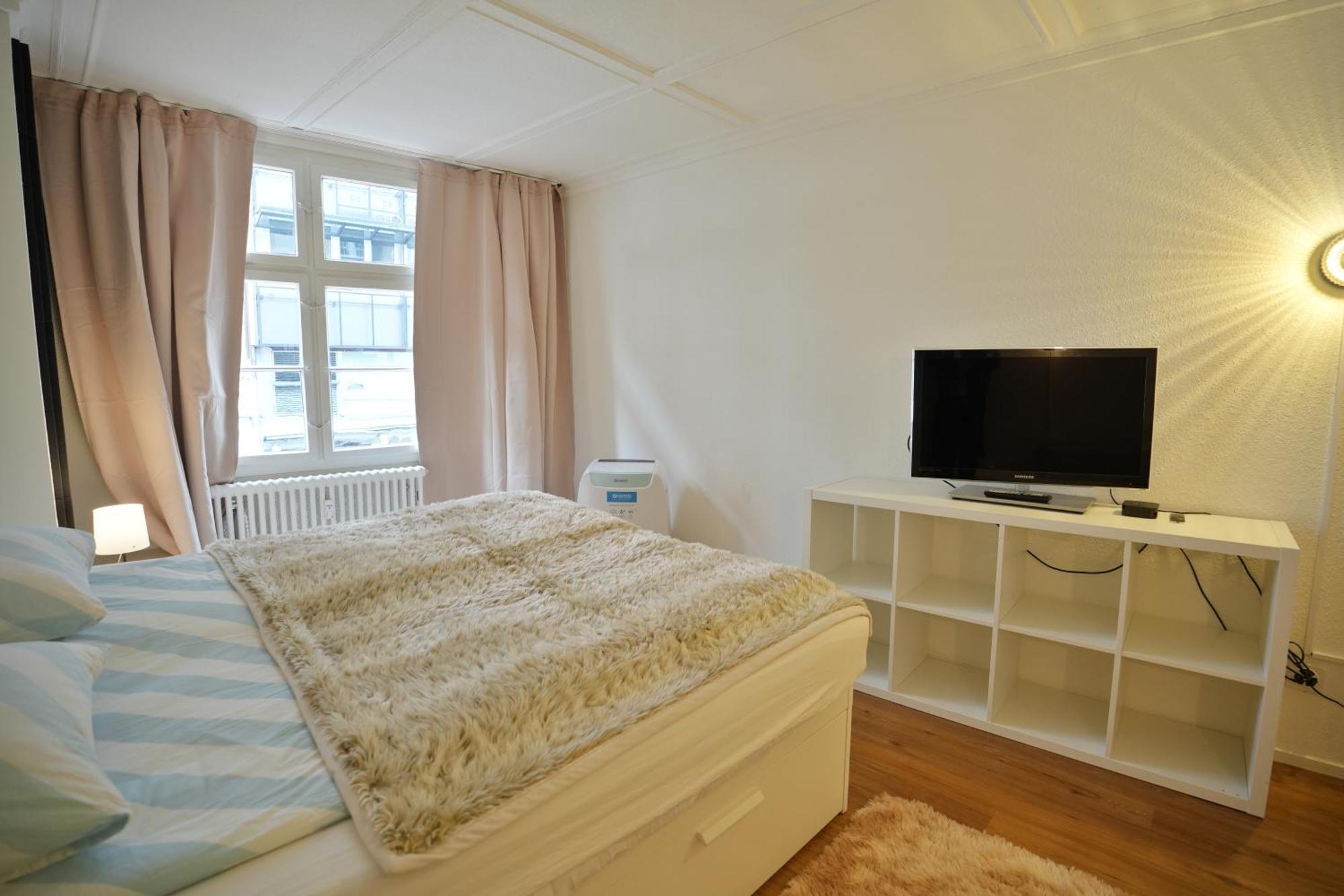 Cozy City Center, 4 Bedroom- 120Sq, 5Min Walk To Main Station Basel Exterior photo